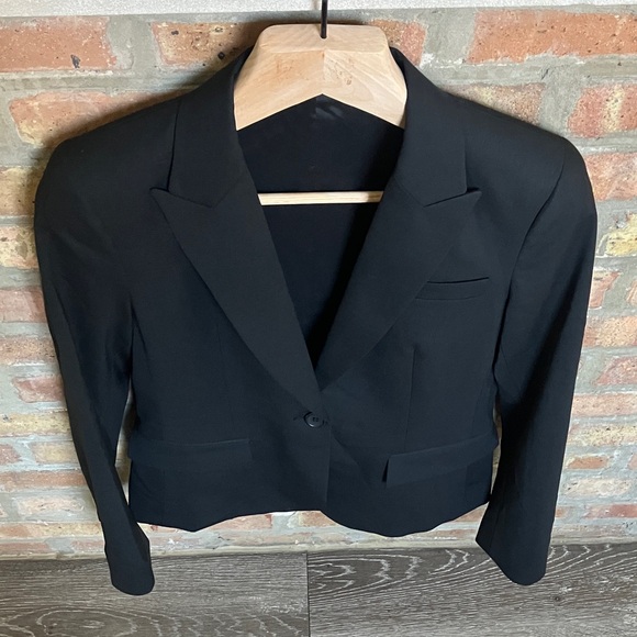 Theory Gabe One Button Stretch Wool Blazer - Picture 3 of 14